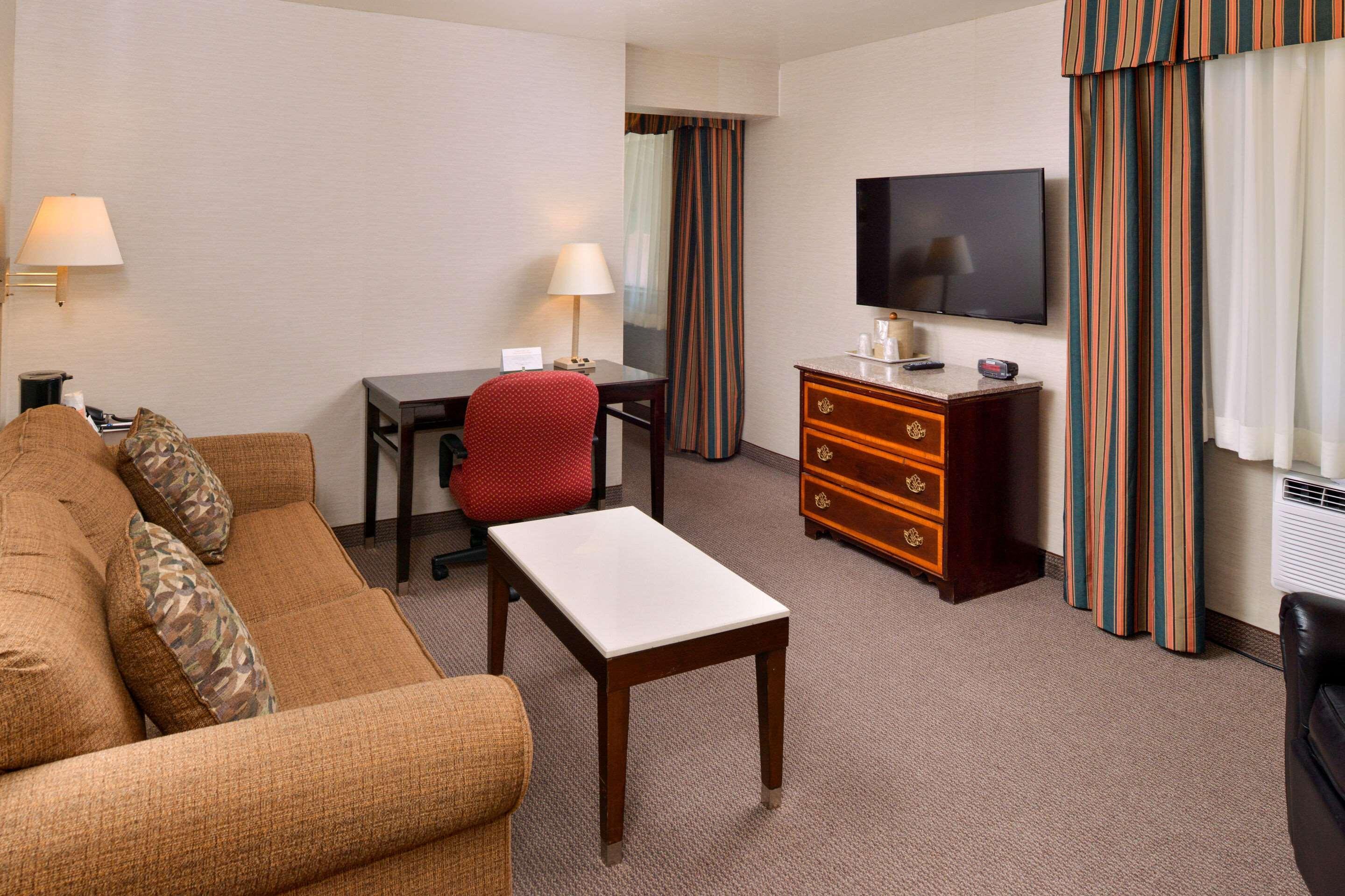 Quality Inn & Suites Walnut - City Of Industry المظهر الخارجي الصورة