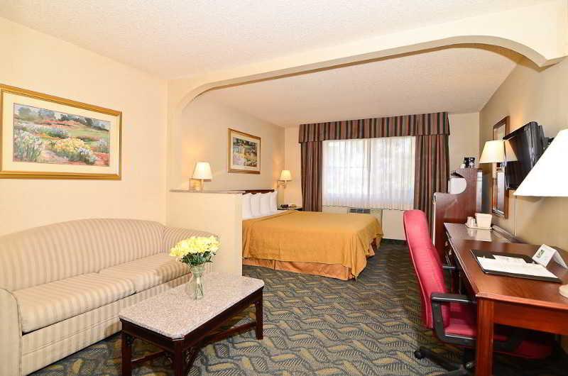 Quality Inn & Suites Walnut - City Of Industry المظهر الخارجي الصورة